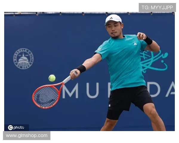 吴易昺首进ATP500赛八强 战胜岛袋将晋级